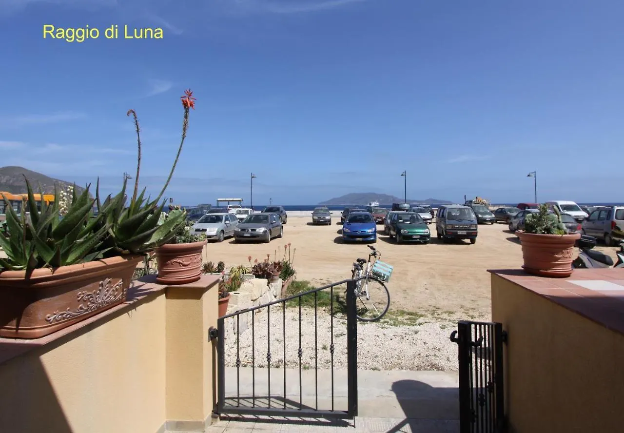 La Luna E Il Gatto Favignana Italy